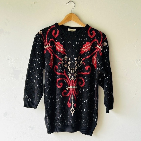 Vintage Distinctly Different Sweater - Picture 2 of 9